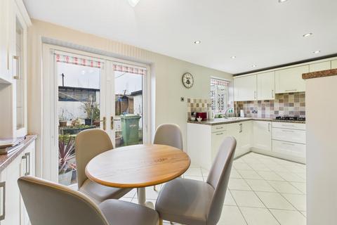3 bedroom terraced house for sale, Sewerby Road, Bridlington