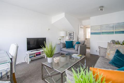 2 bedroom terraced house for sale, Plas Glen Rosa, Penarth