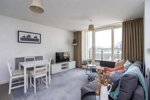2 bedroom flat for sale, Davaar House, Ferry Court, Cardiff