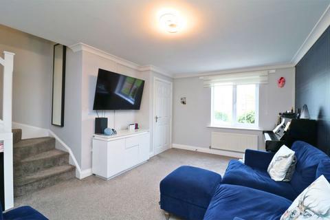3 bedroom terraced house for sale, Caversham Mews, Cannock