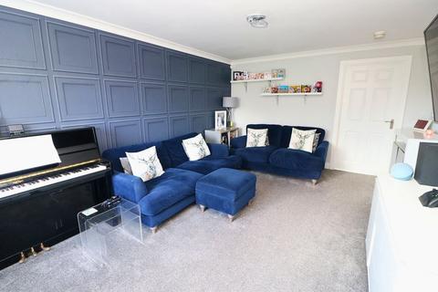 3 bedroom terraced house for sale, Caversham Mews, Cannock
