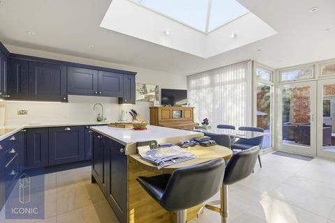 3 bedroom character property for sale, Taverham Road, Taverham, Norwich