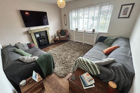 3 bedroom semi-detached house for sale, Glan Y Mor Road, Penrhyn Bay