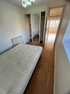 2 bedroom apartment to rent, Beaufort Park, London