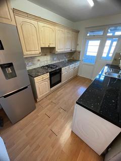2 bedroom apartment to rent, Beaufort Park, London