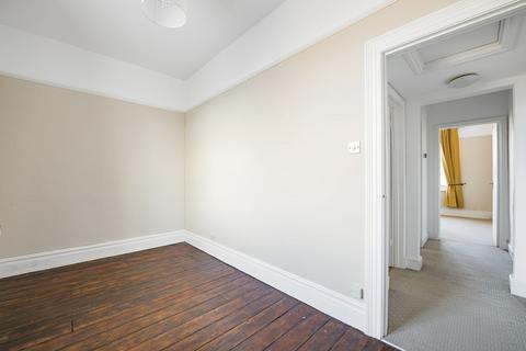 1 bedroom flat for sale, Station Road, Sidcup