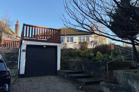 2 bedroom detached bungalow for sale, Brighton Road, Coulsdon