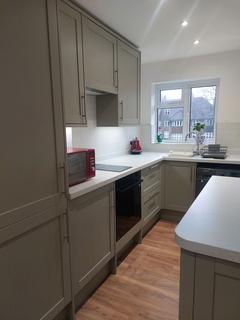 1 bedroom property to rent, Ashley Road, Epsom