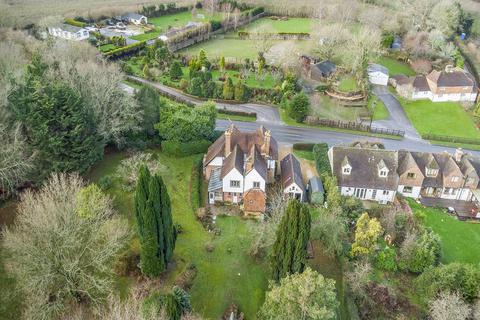 4 bedroom detached house for sale, Hawkhurst Road, Cranbrook