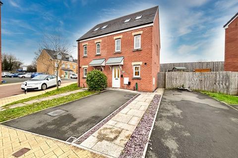 154 Ffordd Cadfan, Brigend CF31 2DR