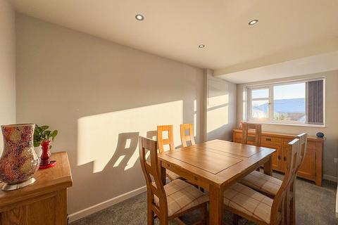 3 bedroom semi-detached house for sale, Thorpe Avenue, Burntwood