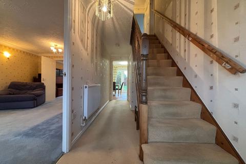 4 bedroom detached house for sale, Rhodfa Felin, Barry, CF62