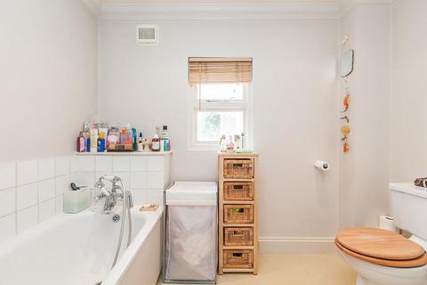 3 bedroom maisonette for sale, Cavaye Place, Chelsea, London
