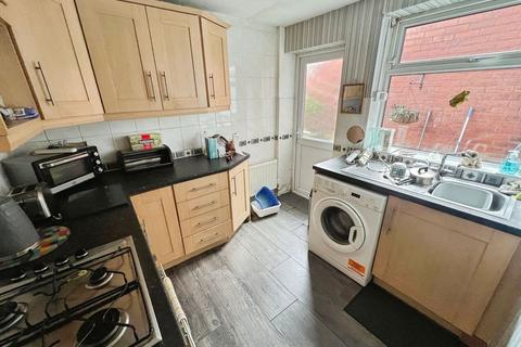 2 bedroom terraced house for sale, Pengwern Avenue, Deane