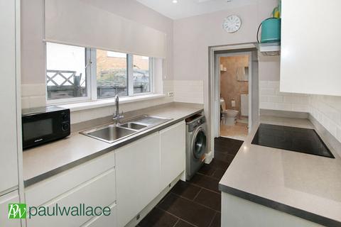 2 bedroom terraced house for sale, Park Road, Waltham Cross