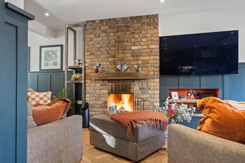 undefined, Oaks Way, Carshalton Beeches