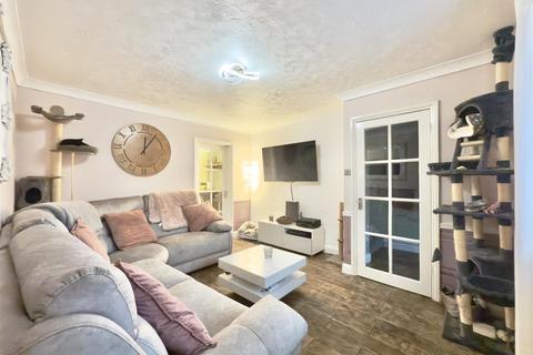 3 bedroom link detached house for sale, Pound Lane, Bugbrooke NN7