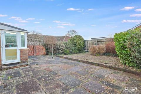2 bedroom detached bungalow for sale, HOOKHILLS ROAD PAIGNTON