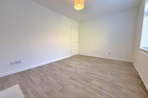 3 bedroom semi-detached house for sale, Chiltern Road, Dunstable
