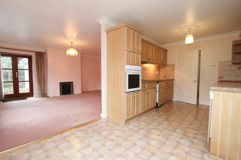 Kitchen/Diner into