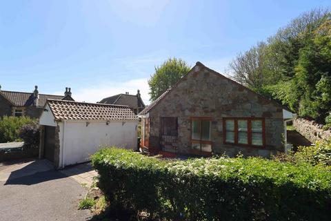 3 bedroom detached bungalow for sale - Highdale Avenue, Clevedon