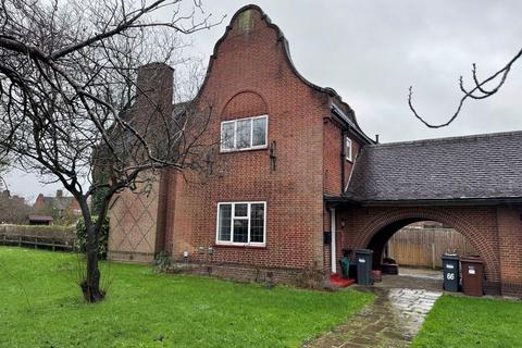 undefined, Staines Road, Bedfont, Feltham
