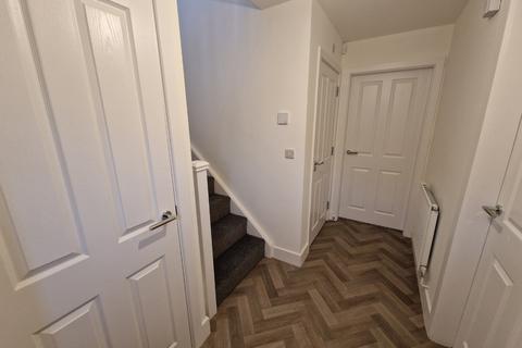 3 bedroom detached house to rent, Sarson Crescent, Melton Mowbray, Leicestershire, LE13 1FY