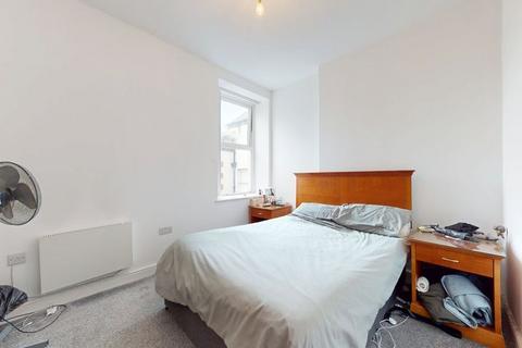 2 bedroom apartment to rent, Cathedral Road, Cardiff CF11