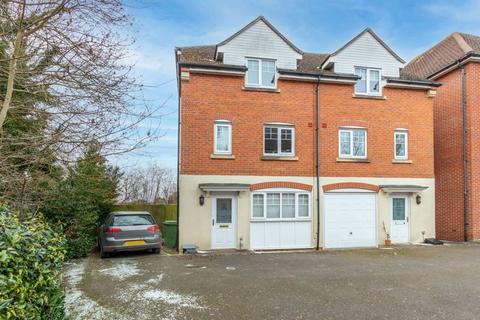 undefined, Staniland Court (ROOM 4), Abingdon OX14