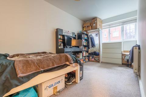 undefined, Staniland Court (ROOM 4), Abingdon OX14