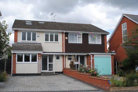 5 bedroom semi-detached house for sale, Vernon Road, Leigh-On-Sea