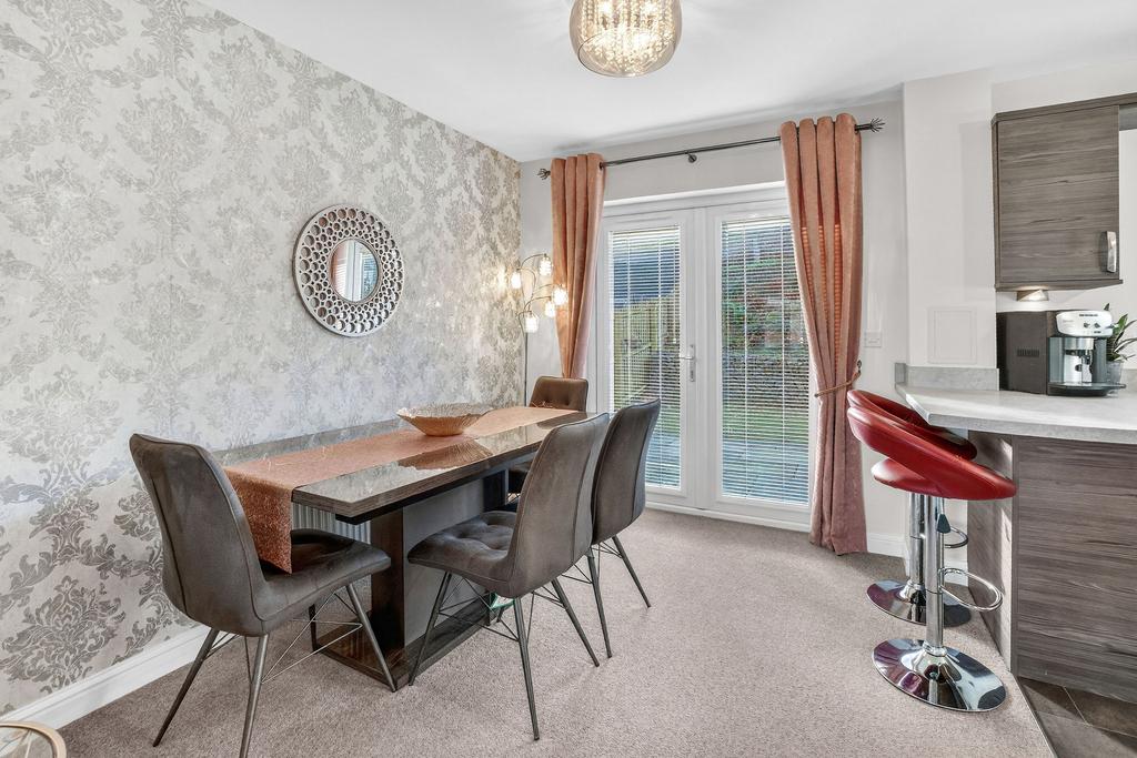 Kitchen/Dining