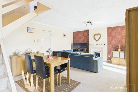 4 bedroom end of terrace house for sale, Derwent Road, Thatcham, Berkshire, RG19