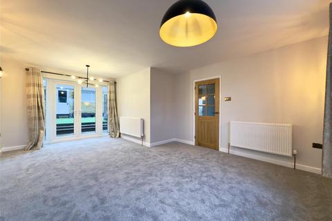 undefined, Warwick Close, Duston NN5