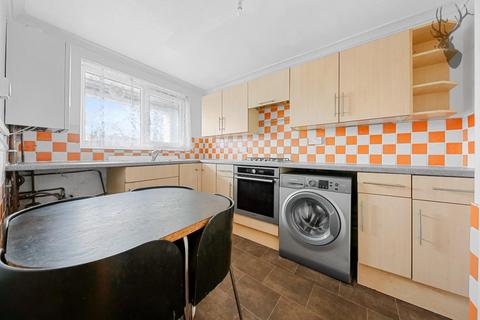 2 bedroom flat for sale, Gullane House, Shetland Road