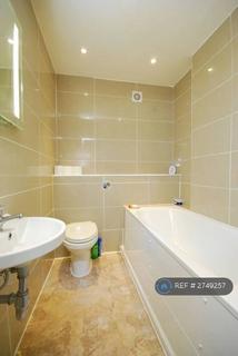 1 bedroom in a flat share to rent, Hanson Street, London, W1W