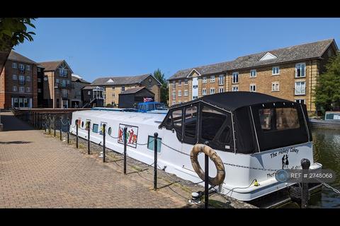 3 bedroom flat to rent, Wharf Road, Chelmsford, CM2