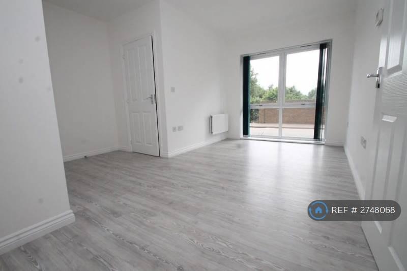 Ensuite Bedroom