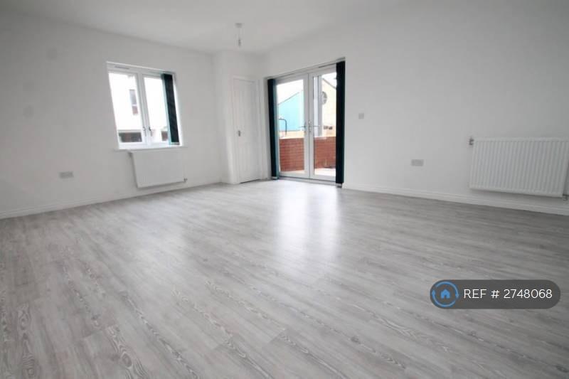 Lounge/Dinner/Kitchen