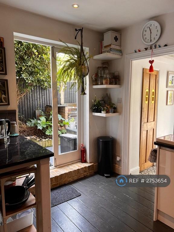 Kitchen - Garden