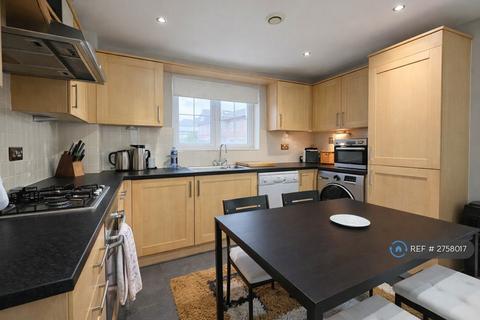 2 bedroom flat to rent, Eaton Place, Larkfield, Aylesford, ME20