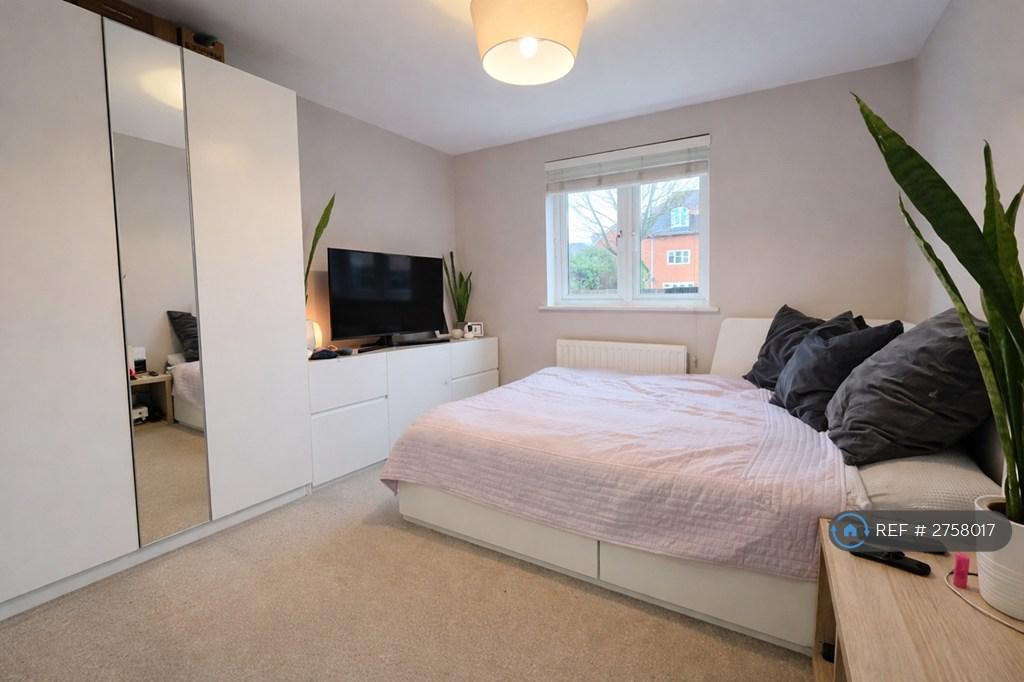 Main Bedroom