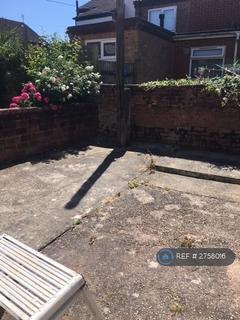 2 bedroom terraced house to rent, Bath Street, Southampton, SO14