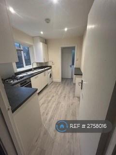2 bedroom terraced house to rent, Bath Street, Southampton, SO14