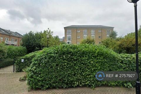 2 bedroom flat to rent, Millennium Drive, London, E14
