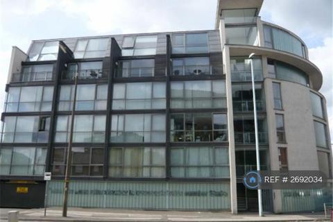 1 bedroom penthouse to rent, The Crescent, Salford, M5