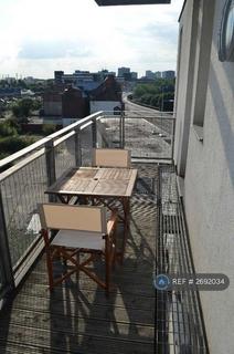 1 bedroom penthouse to rent, The Crescent, Salford, M5