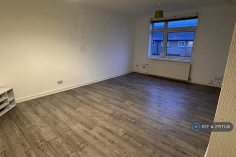 3 bedroom flat to rent, Polton Street, Bonnyrigg, EH19