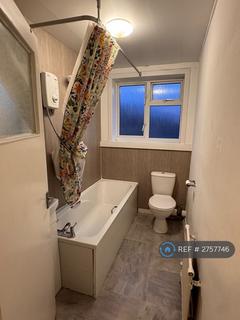 3 bedroom flat to rent, Polton Street, Bonnyrigg, EH19