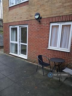 1 bedroom flat to rent, Crosfield Court, Watford, WD17